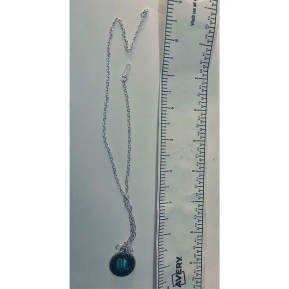 Scorpio glow in THE DARK ZODIAC HOROSCOPE STAR SIGN NECKLACE - Picture 7 of 14